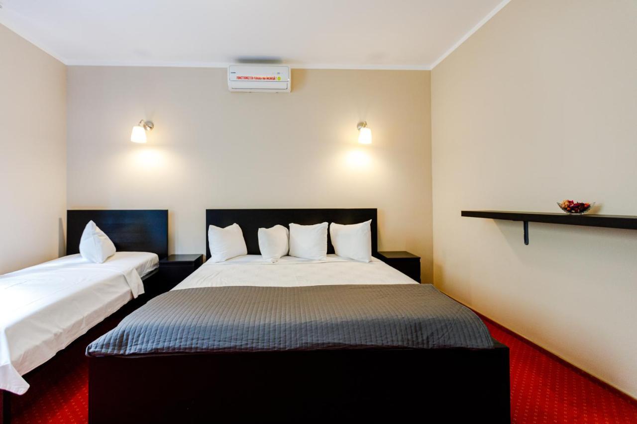 Rex Infinity View 4* Cazanele Dunarii Dubova Bagian luar foto