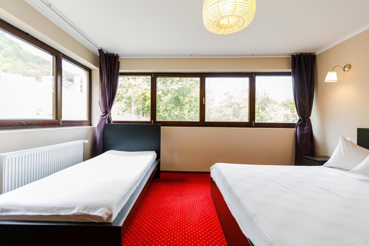 Rex Infinity View 4* Cazanele Dunarii Dubova Bagian luar foto