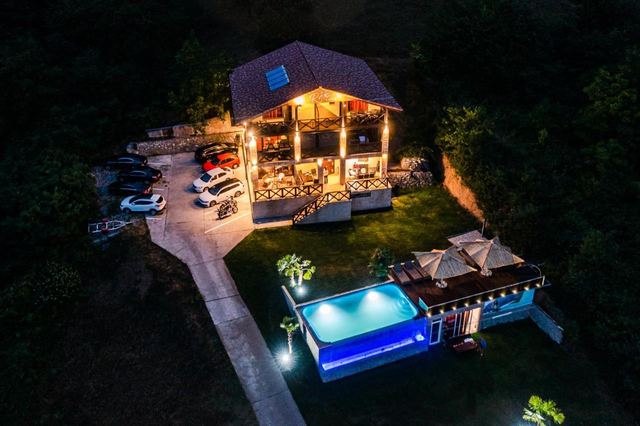 Rex Infinity View 4* Cazanele Dunarii Dubova Bagian luar foto