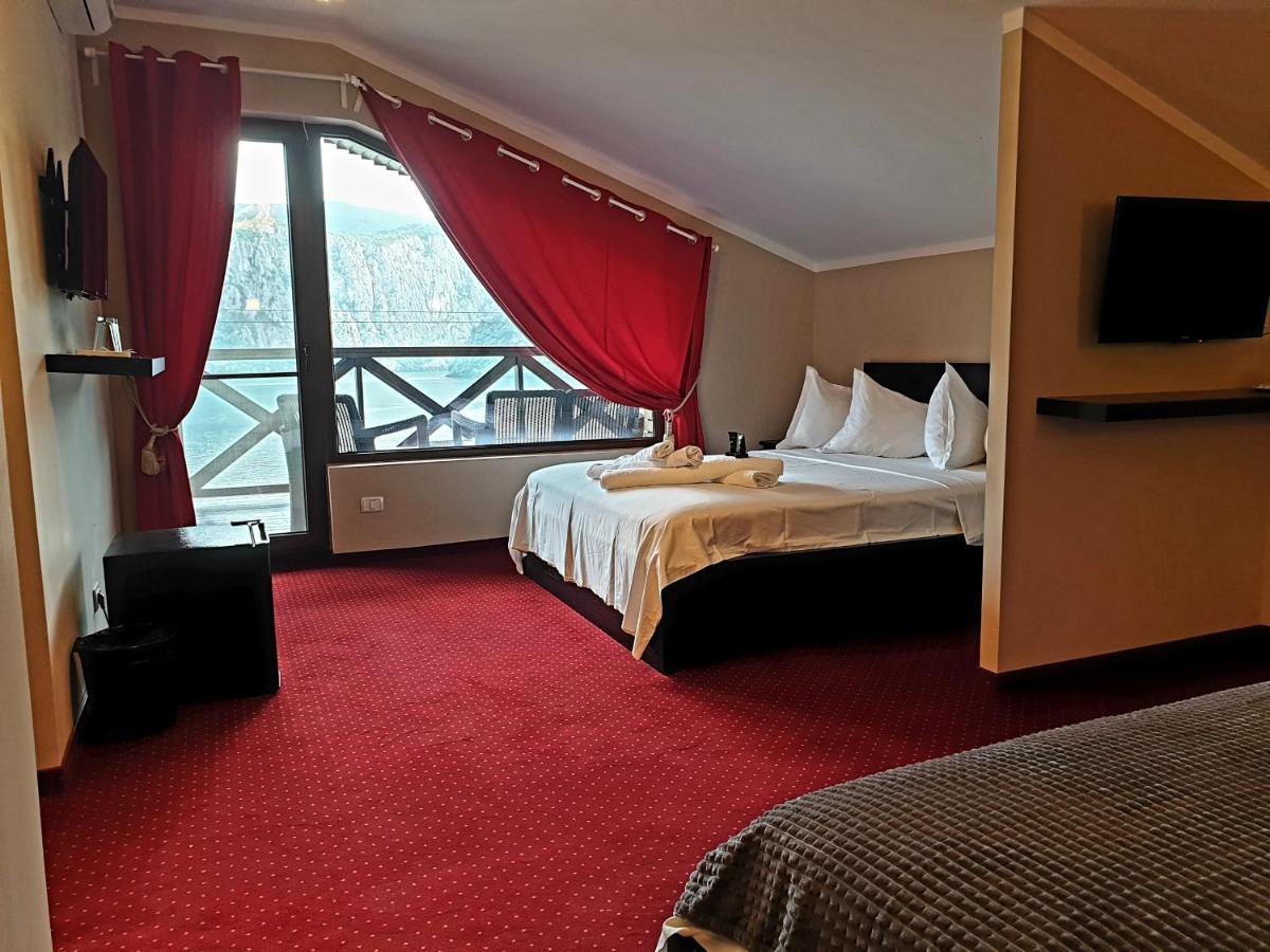 Rex Infinity View 4* Cazanele Dunarii Dubova Bagian luar foto
