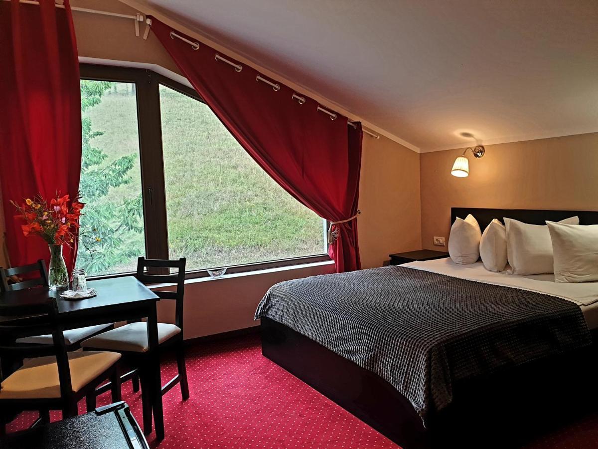 Rex Infinity View 4* Cazanele Dunarii Dubova Bagian luar foto