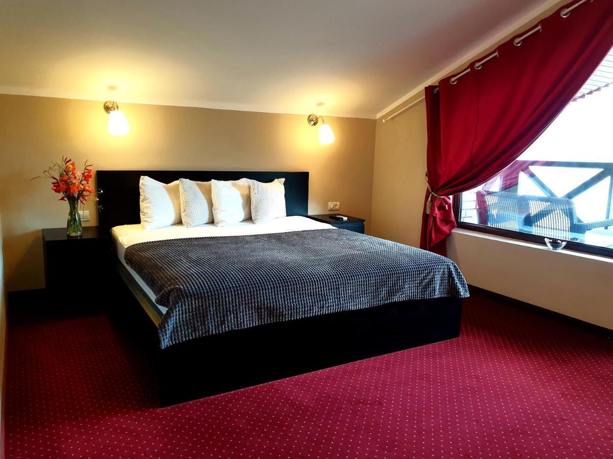 Rex Infinity View 4* Cazanele Dunarii Dubova Bagian luar foto