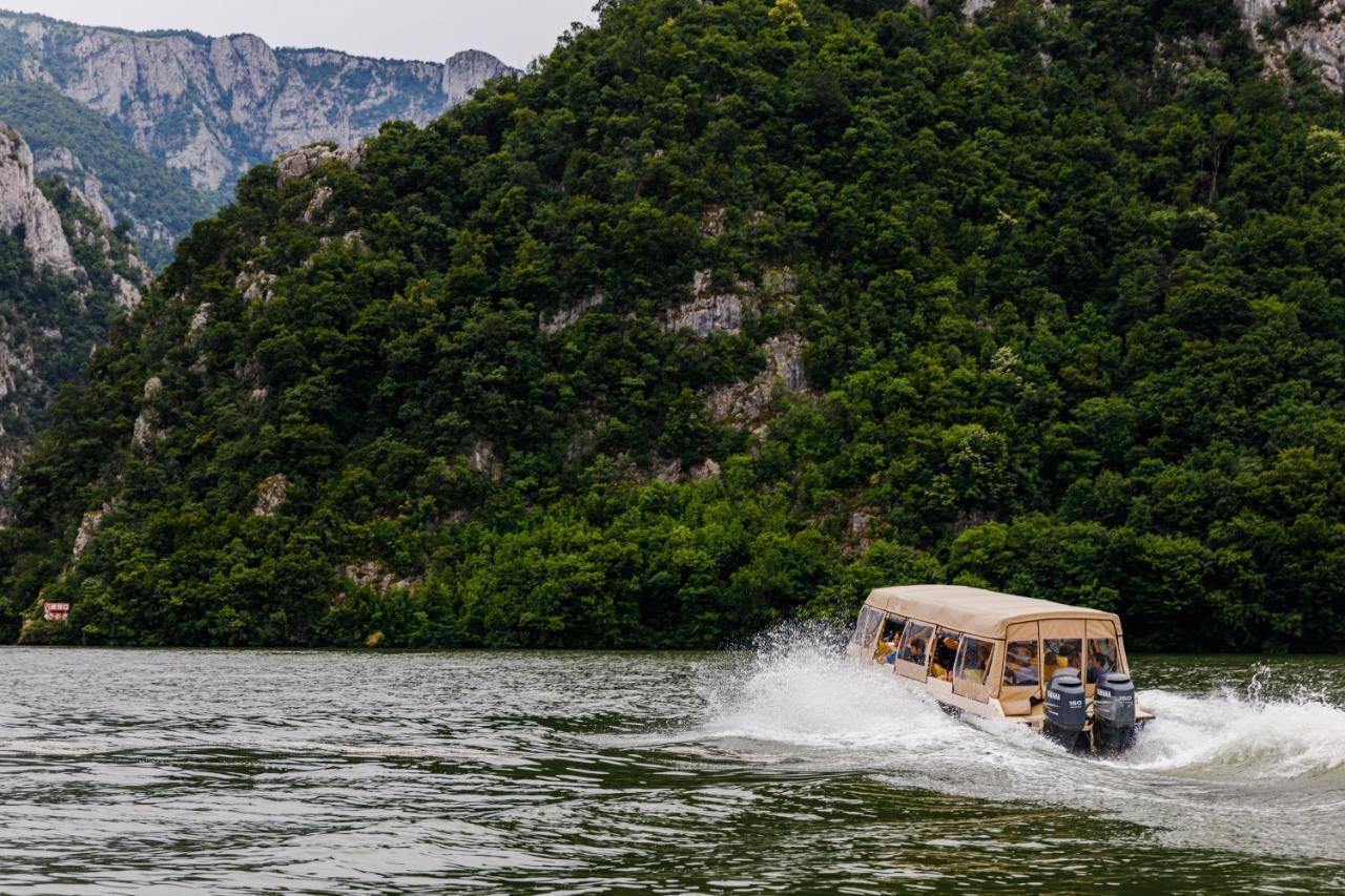 Rex Infinity View 4* Cazanele Dunarii Dubova Bagian luar foto